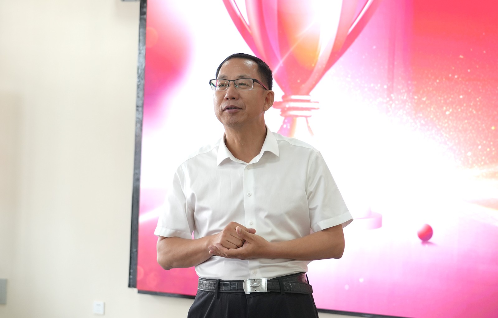 dbc96a1e-9aa0-45a5-82fe-47596bba5725.jpg
